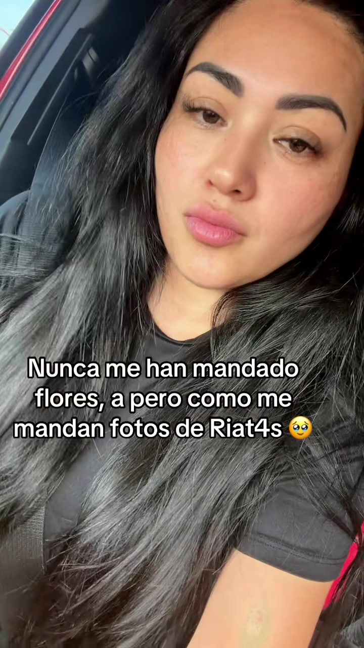 @Laura/Martha oficial 🔥