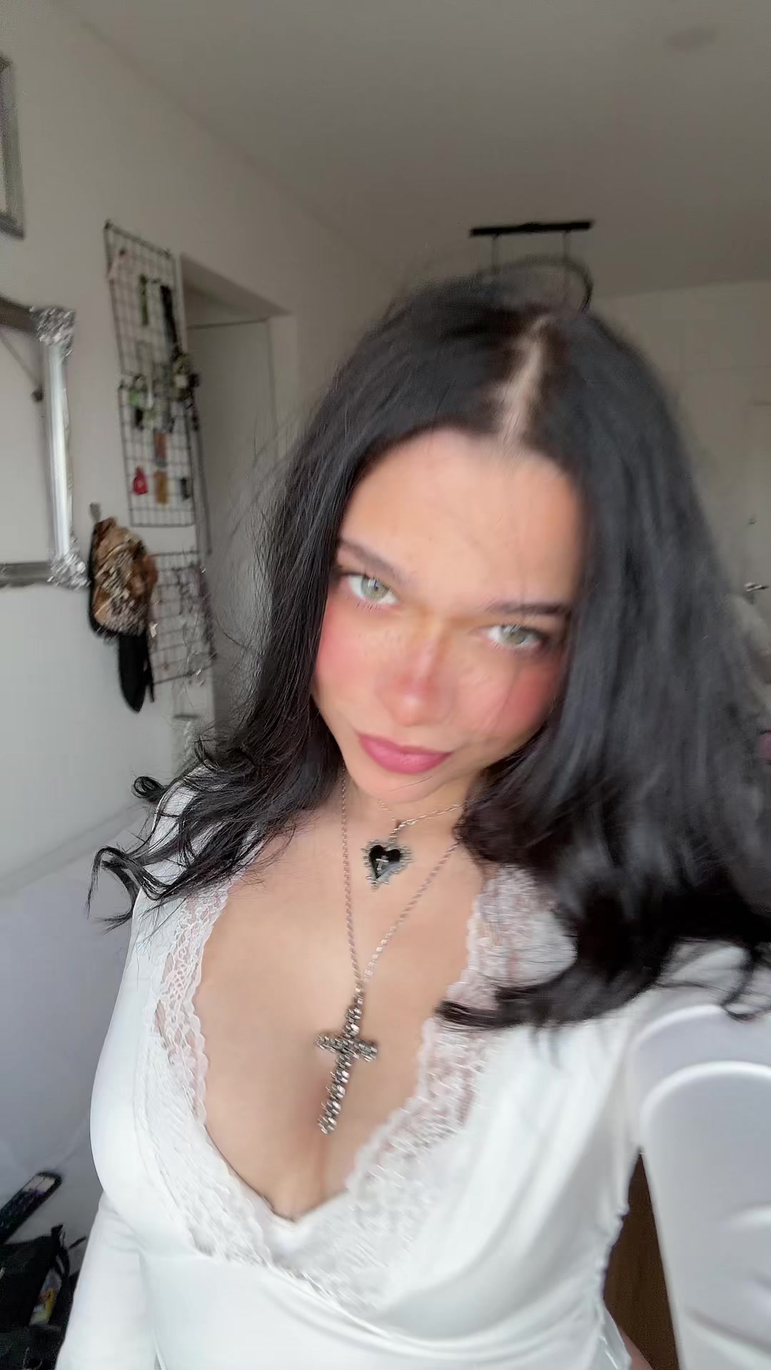 @Azura