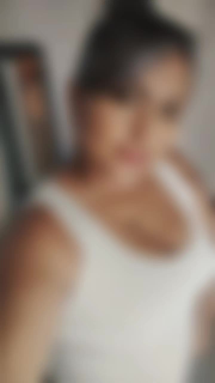 @Naiyiber🖤