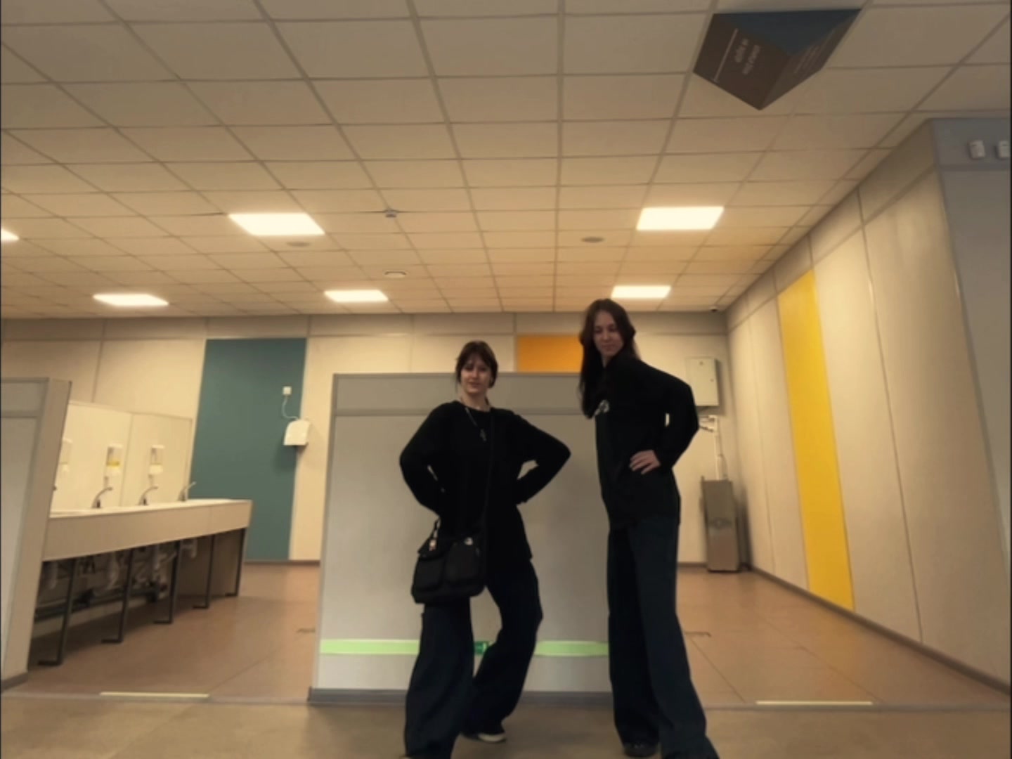 @даша