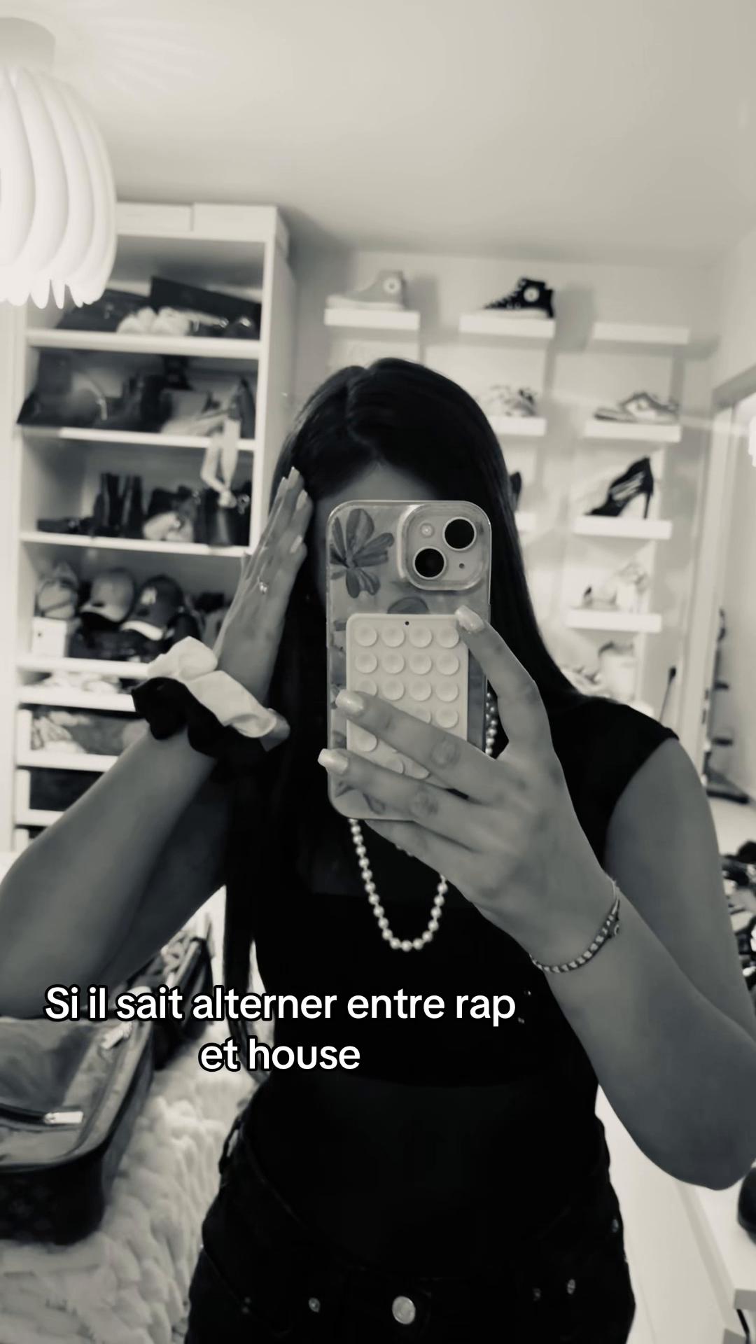 @🩷🧡💛💚🩵💙💜🤍