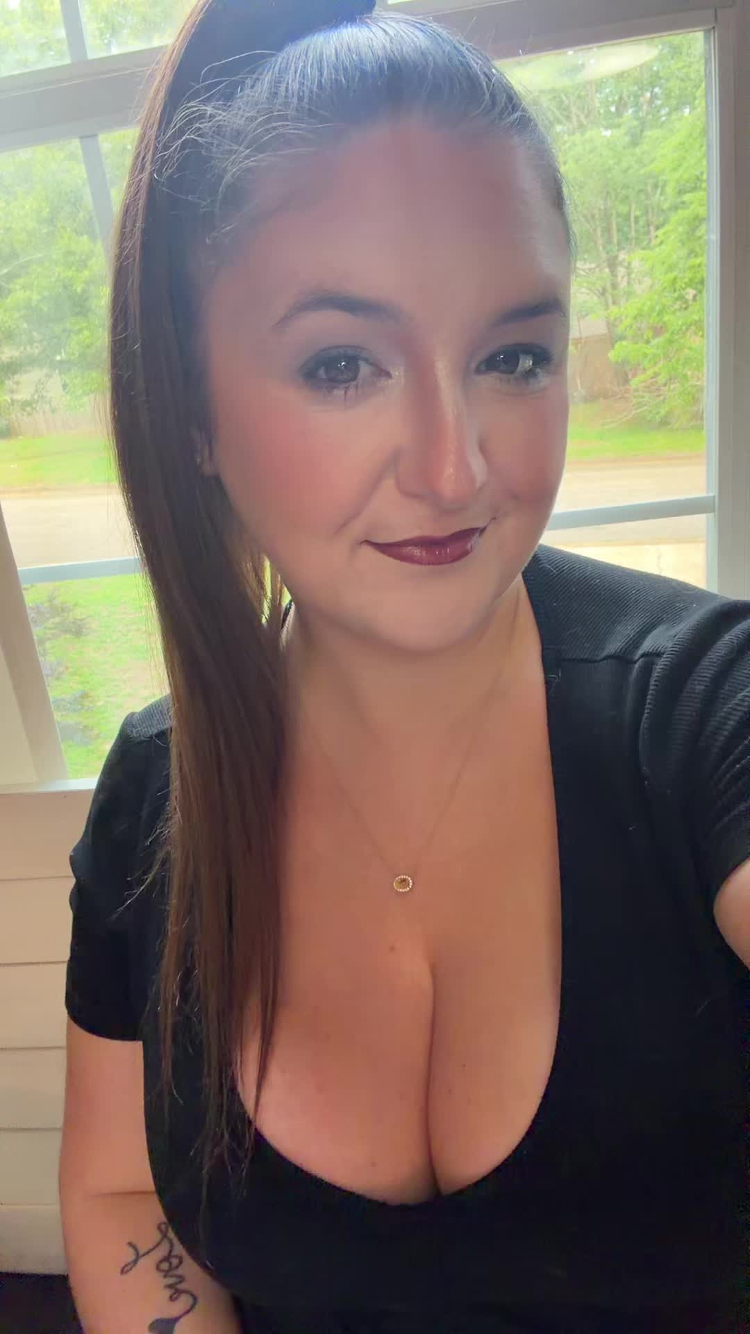 @dannikate15