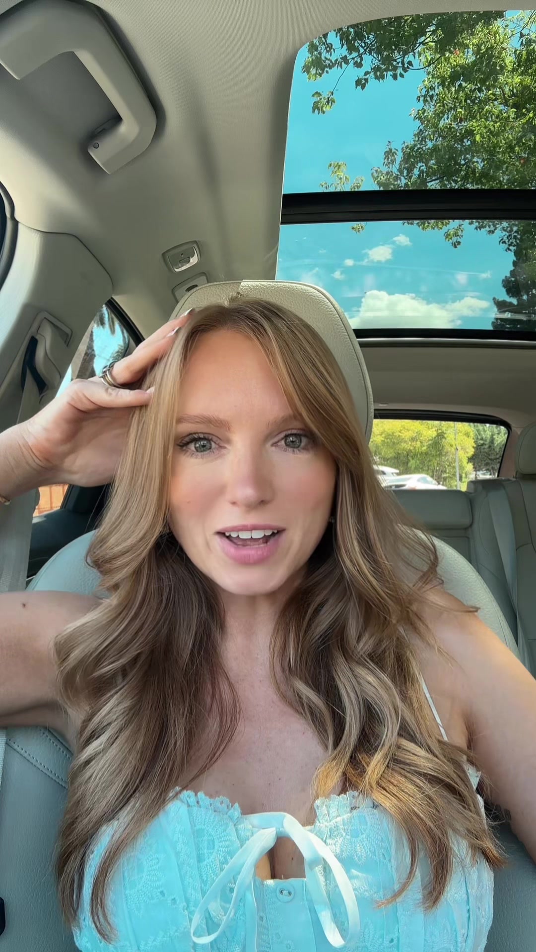 @Bee