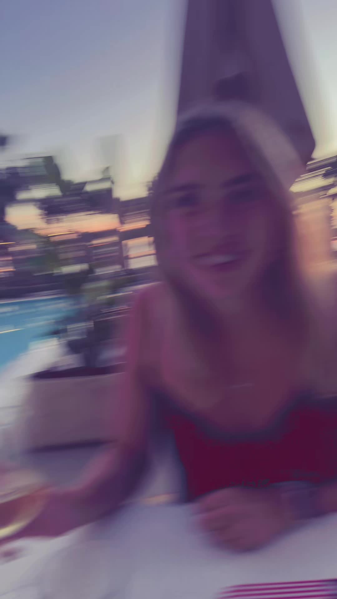 @caitlinruh
