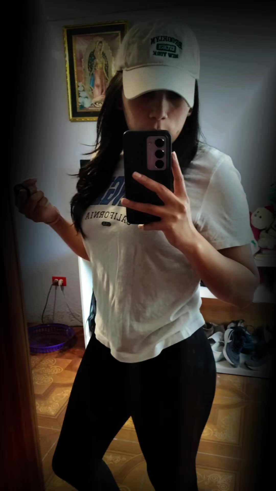 @PRISCILA