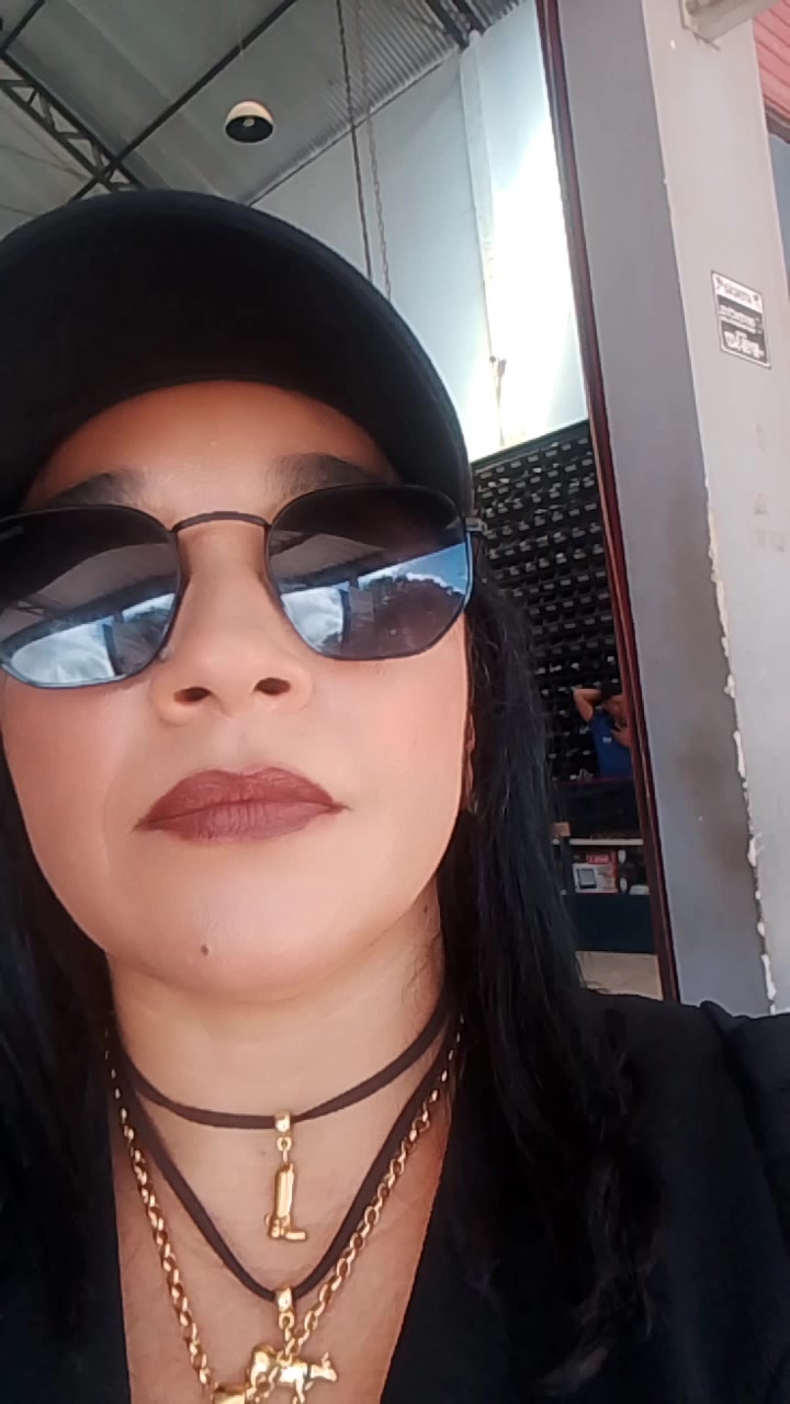 @Estela