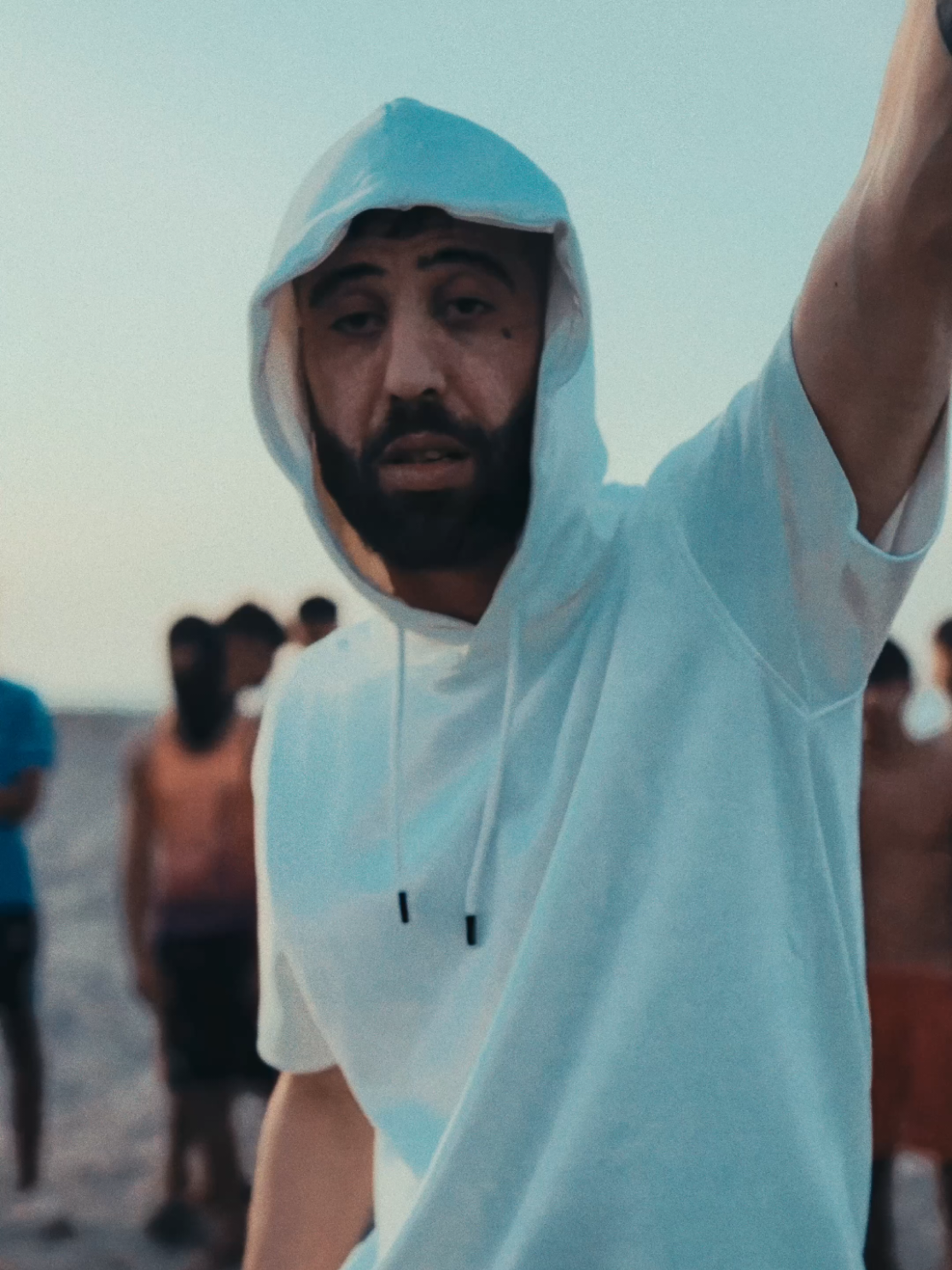@Karim Elgang
