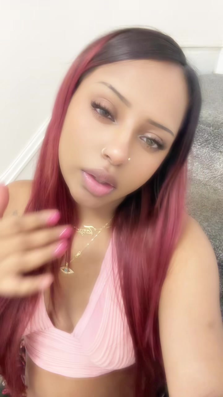 @Nia306