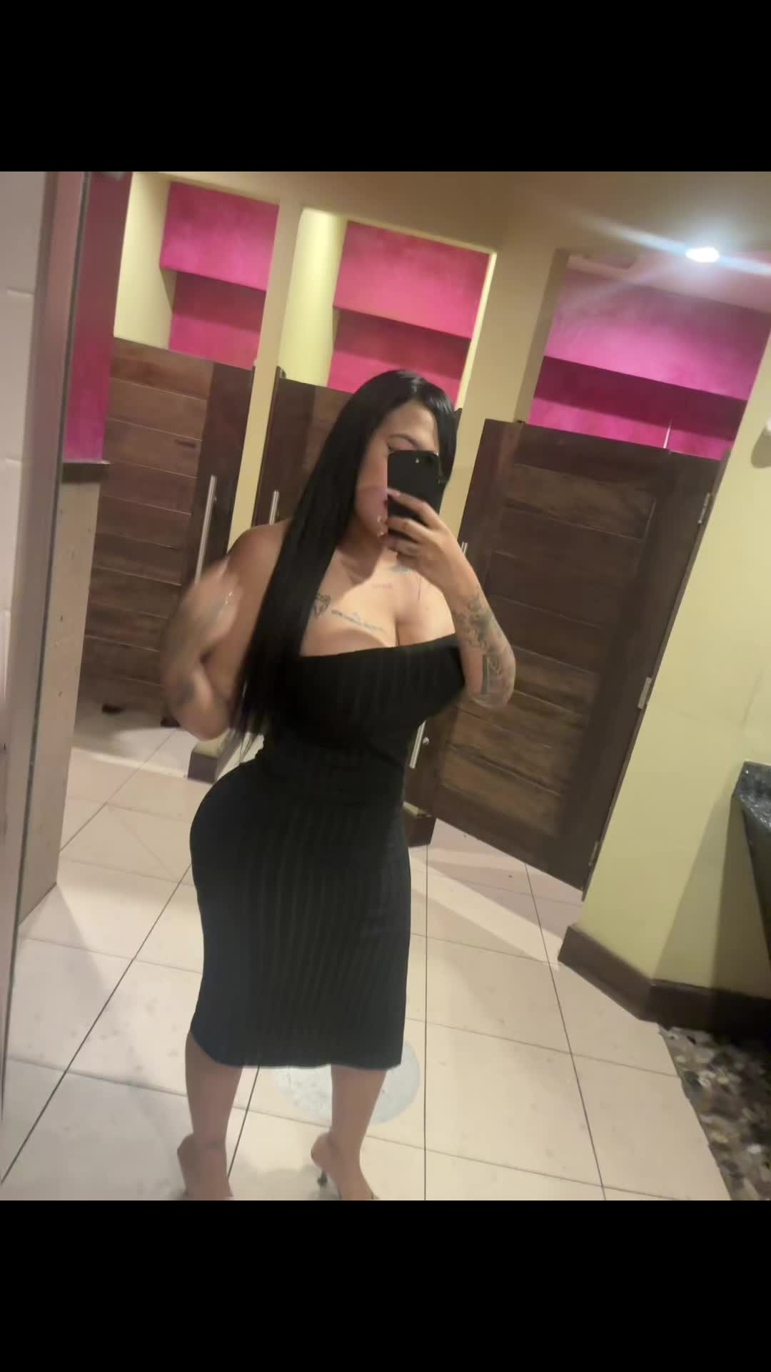 @Erikasaldana