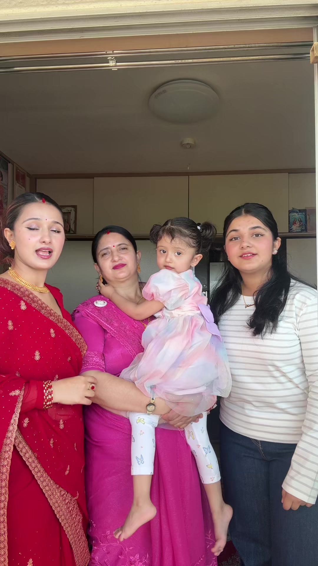 @Sanju🇳🇵✨