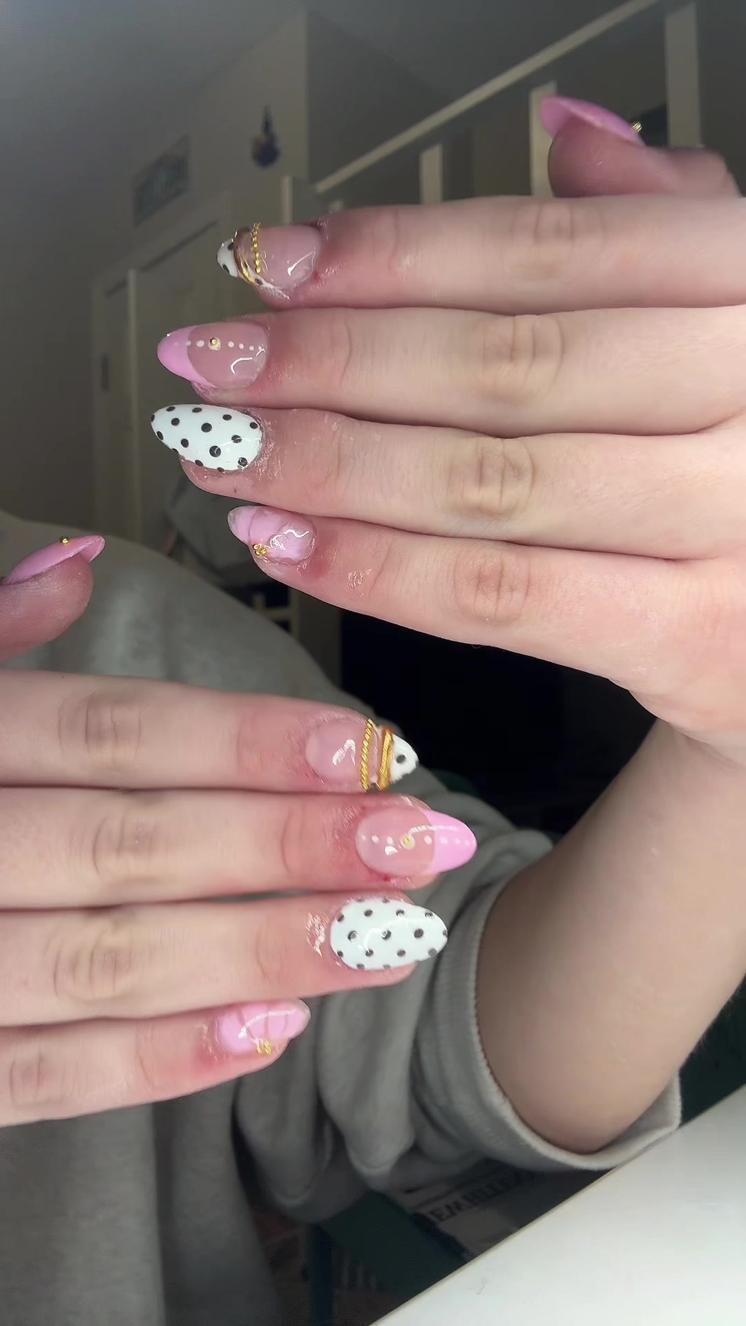 @NailsByMya