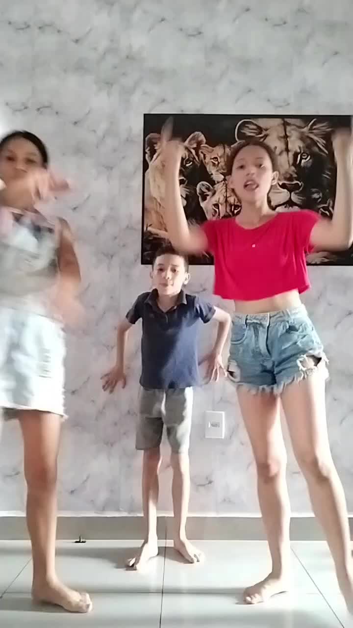 @vitória