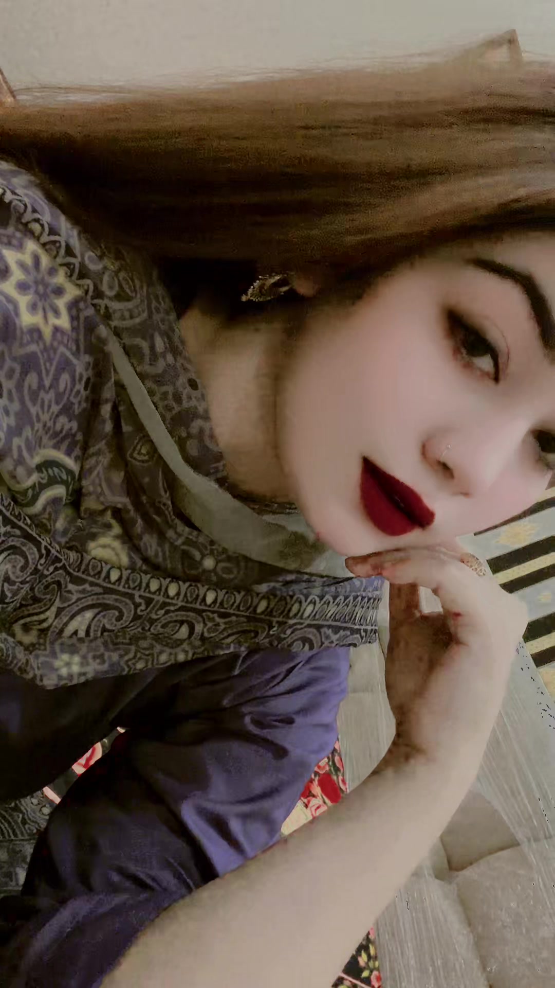 @Lovely Khan 🥀