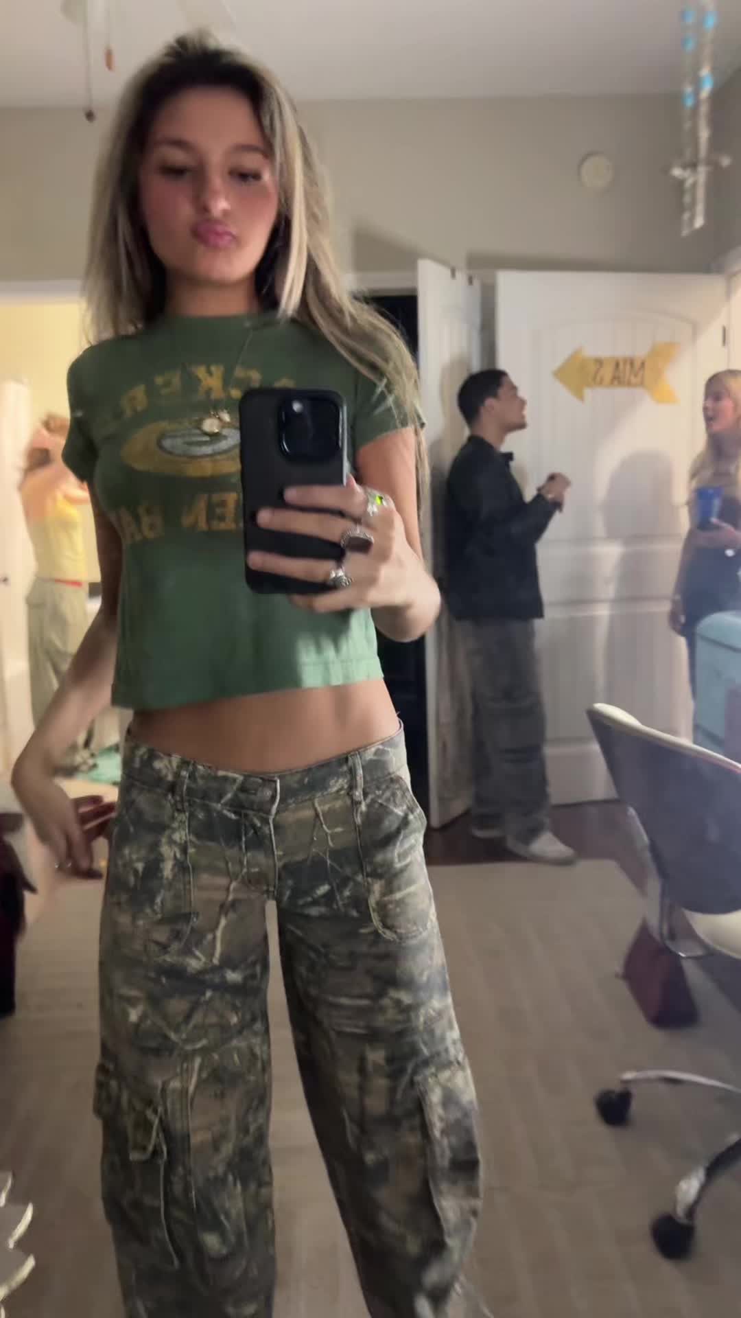 @Gabbyfaye111