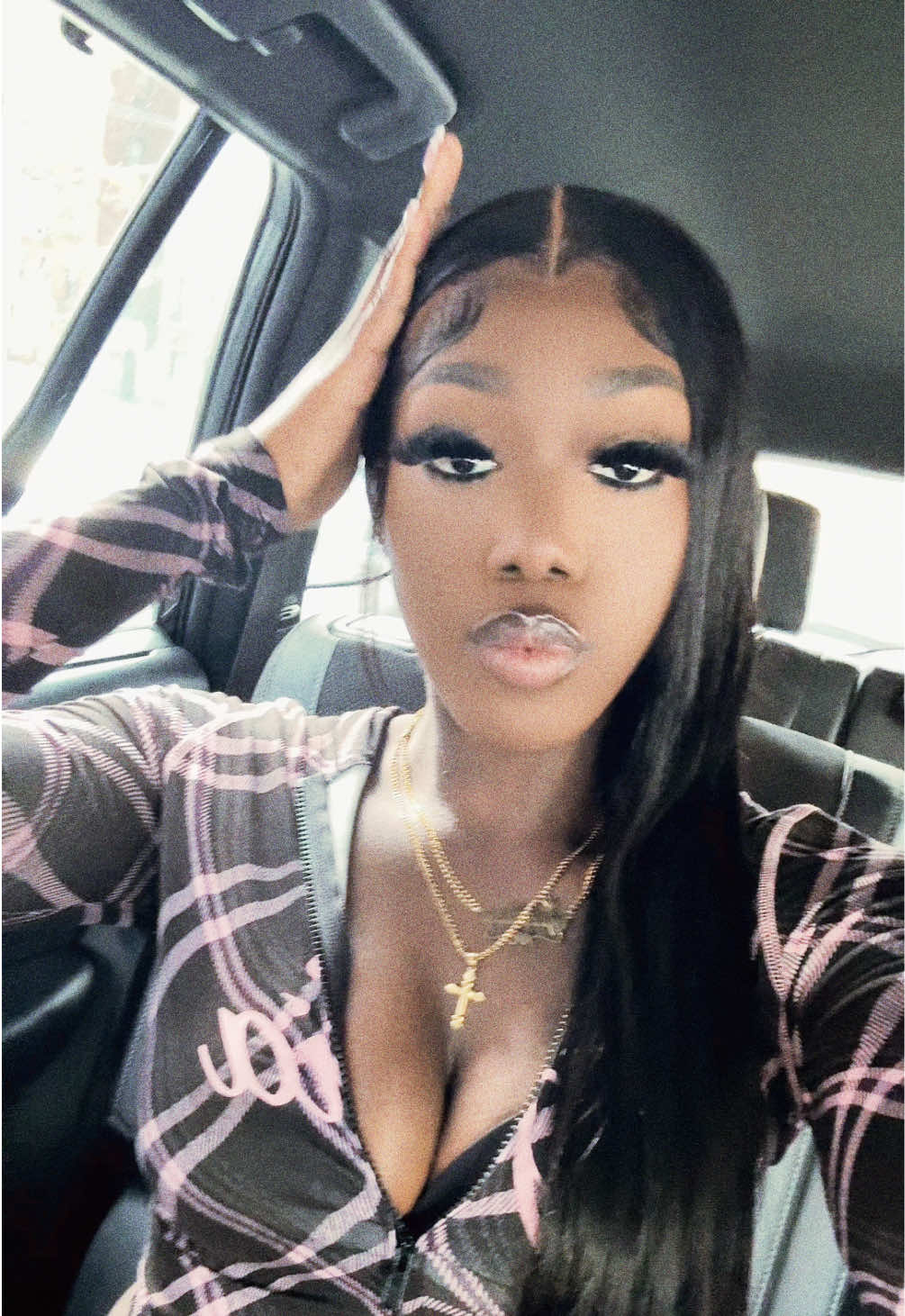 @Queen shit bltch