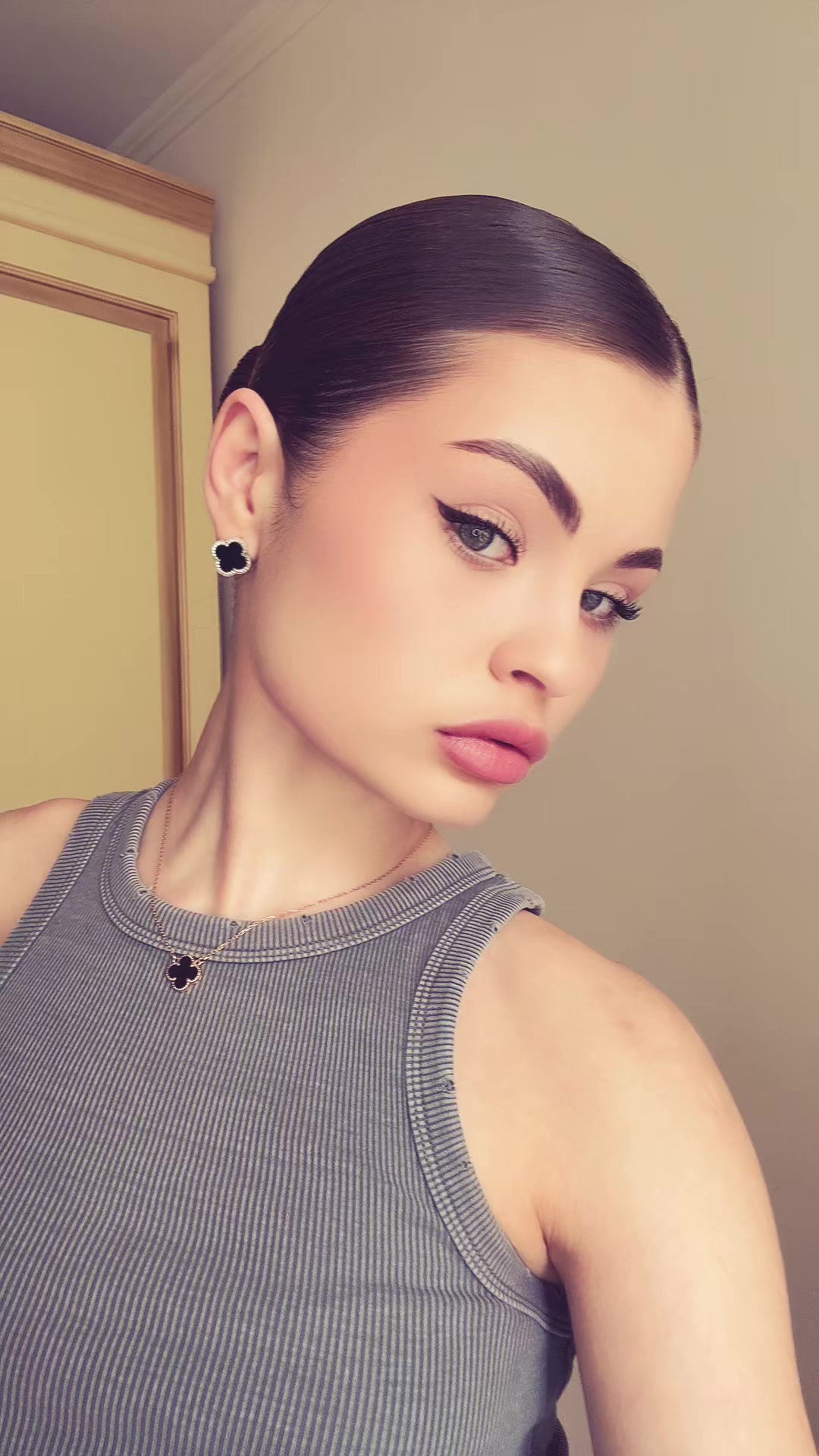 @vikcaahkaaaa