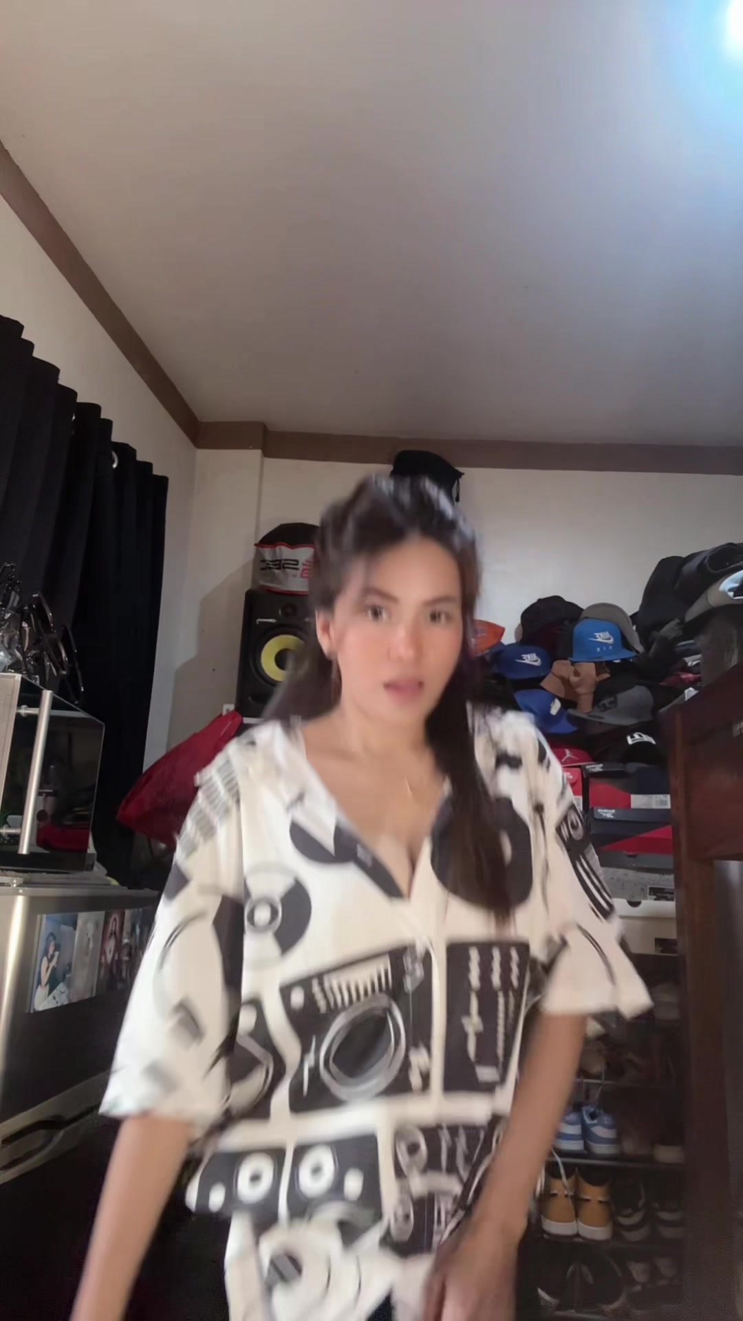 @NIKKI ☕️