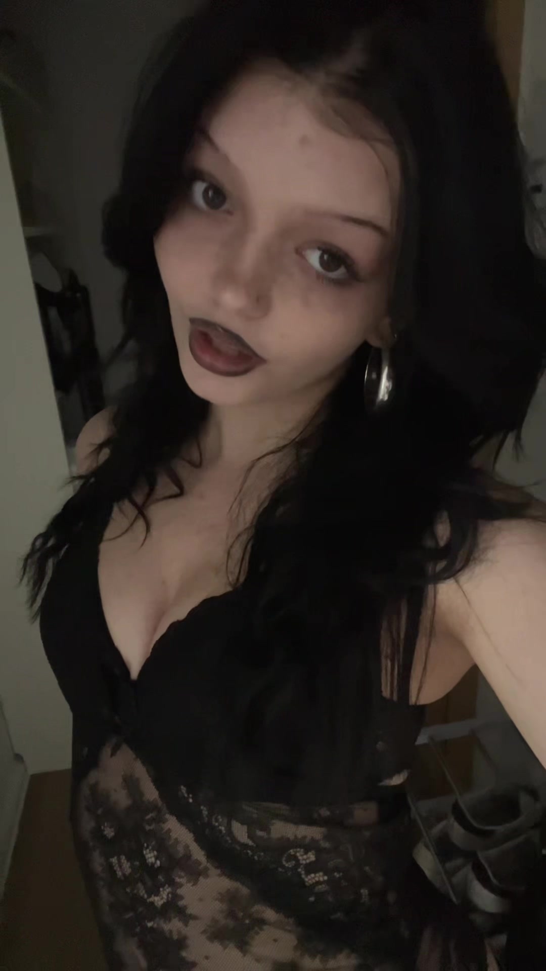 @𝐴𝑑𝑖𝑛𝑎🦇