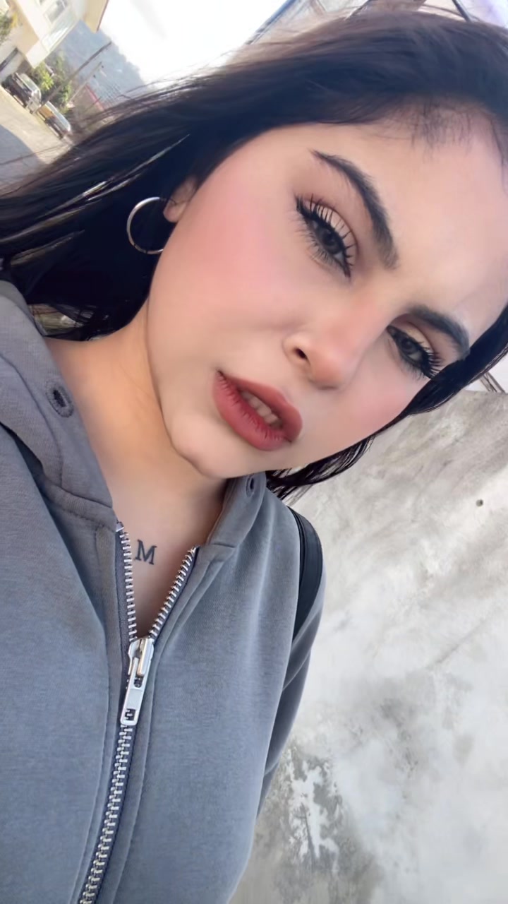 @Mobina