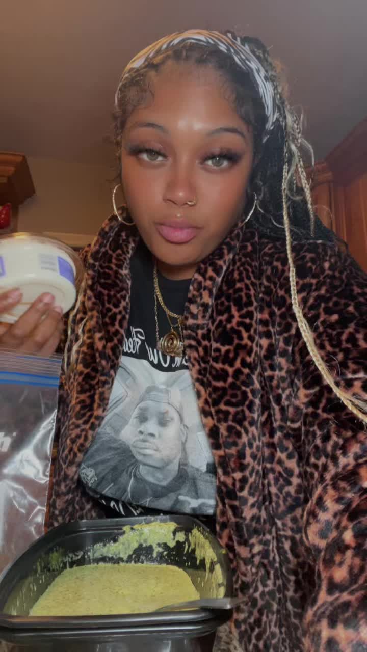 @Sheprettymoody