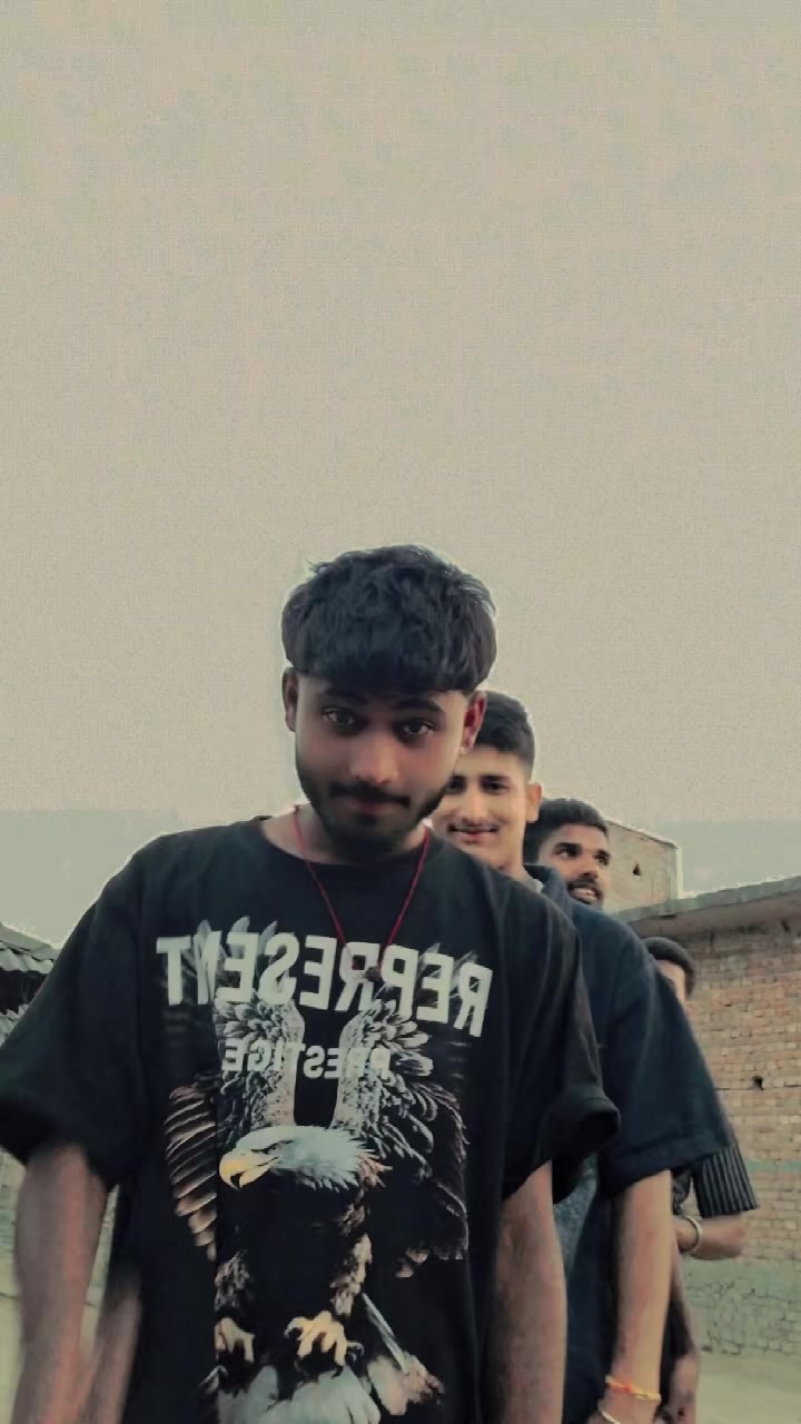 @Sharif🥹 Boy💕❣️