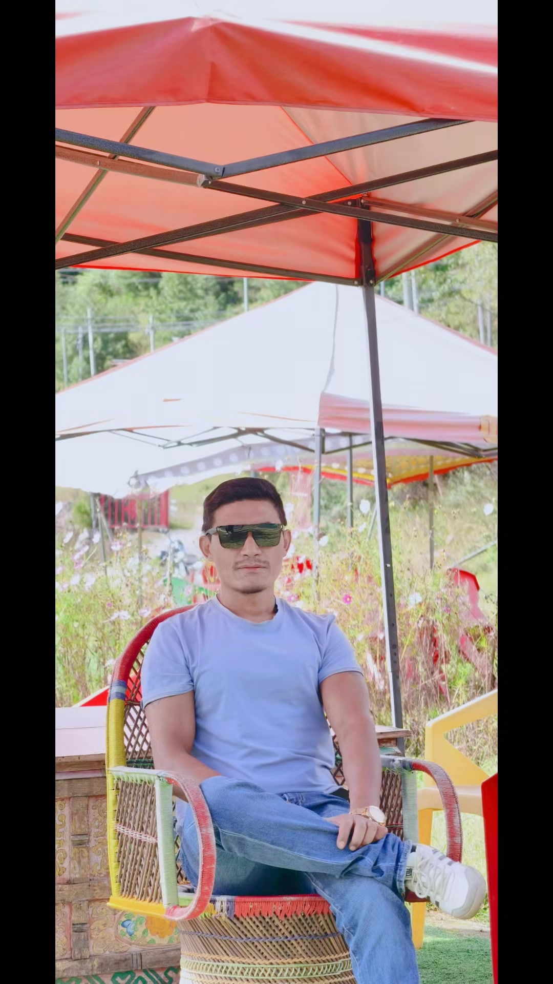 @Dinesh Gale