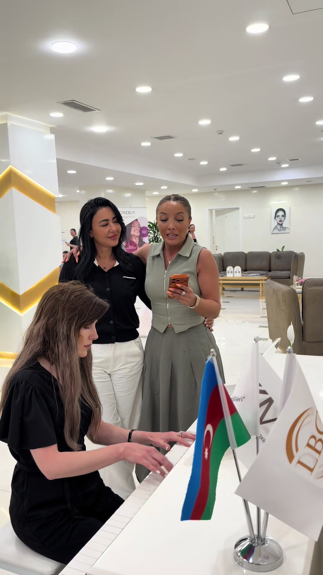 @Dr. Rəna Soltanova