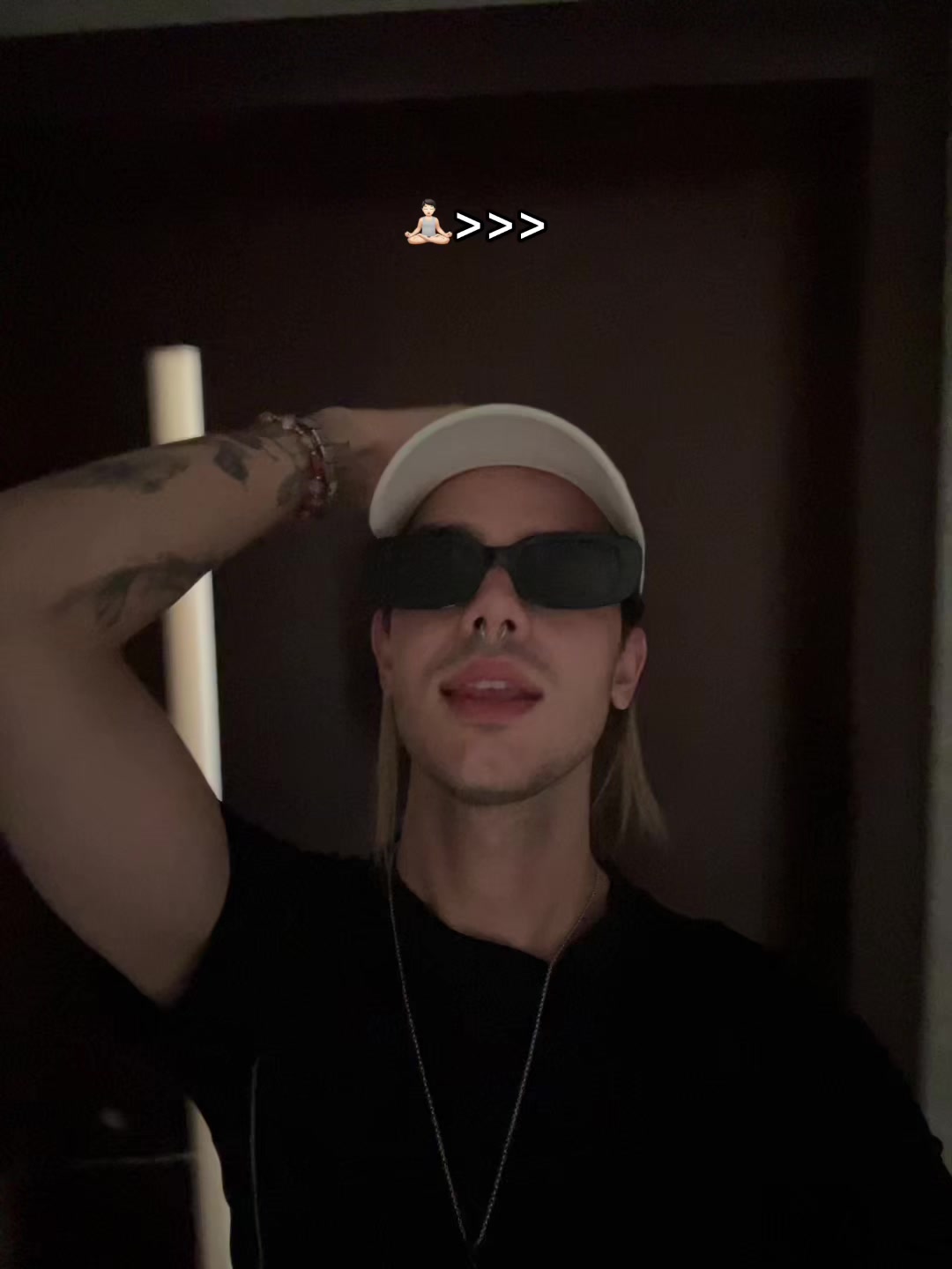 @vanish.: