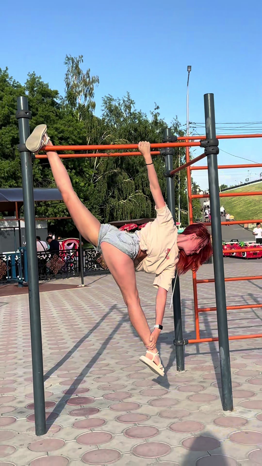@Лина