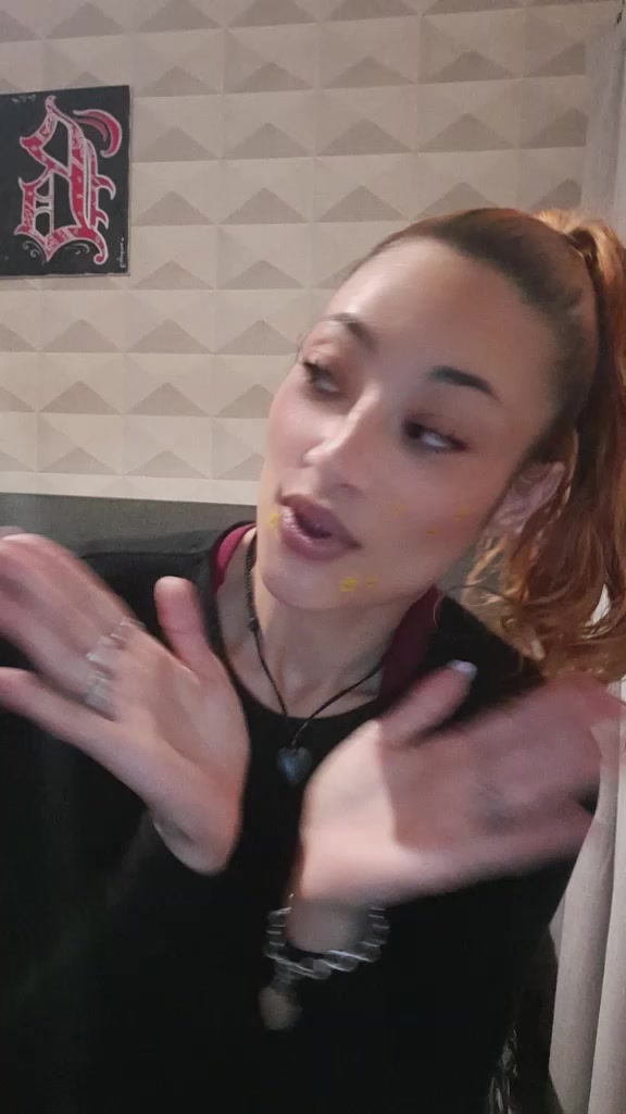 @HiimynamesBee🐝