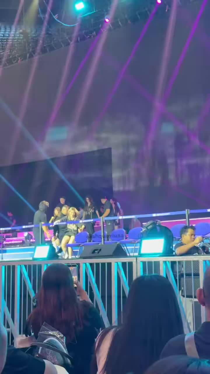 @DimpleNiSheena ๐ฐ