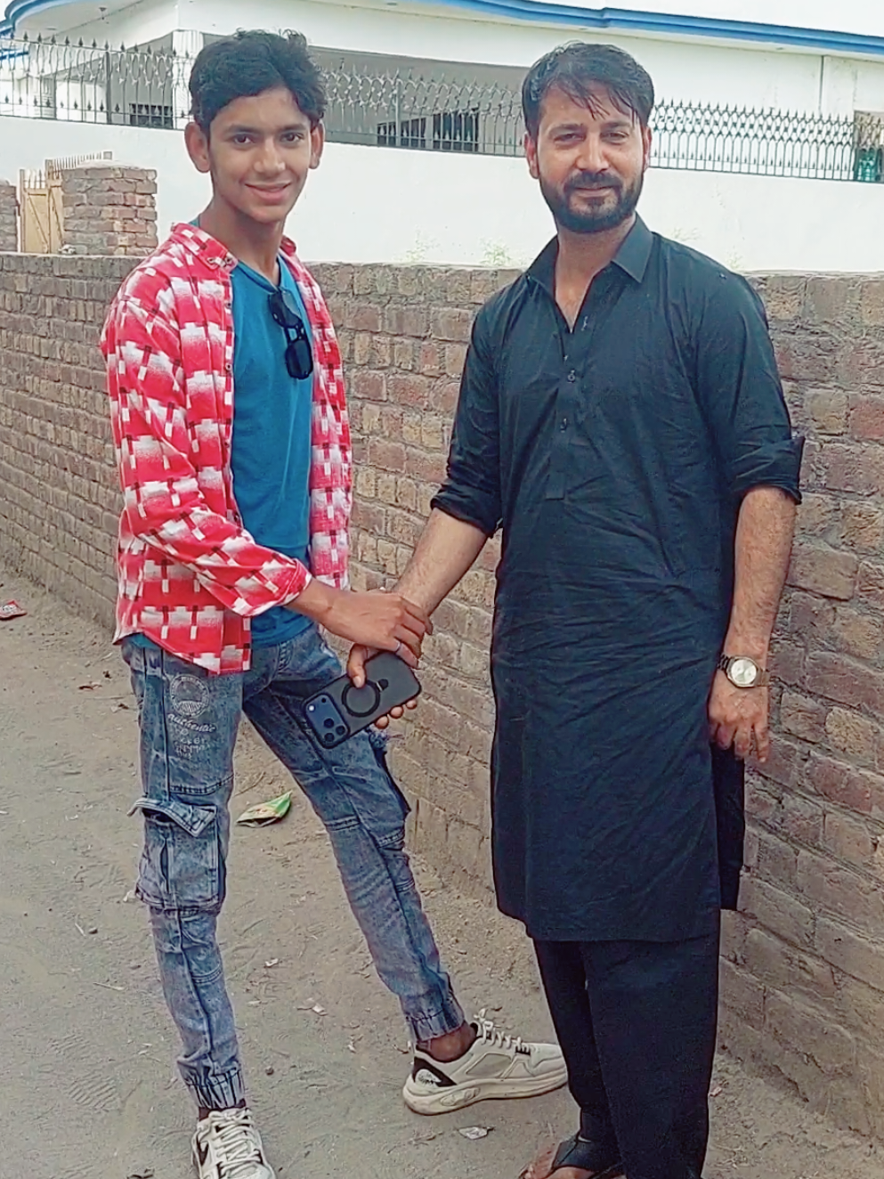 @Riaz Goree 433