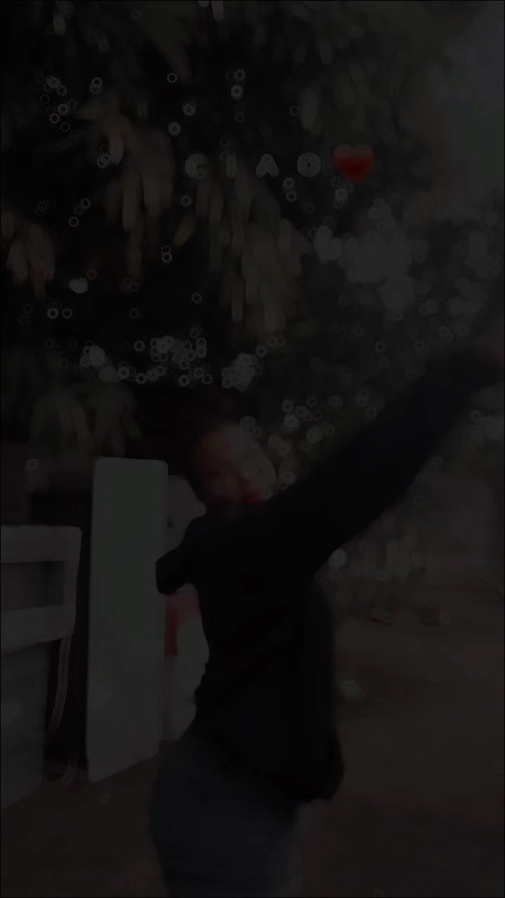 @𝓆𝓊𝑒𝑒𝓃 𝒾𝓈 𝒶 𝒹𝒾𝓋𝒶😛