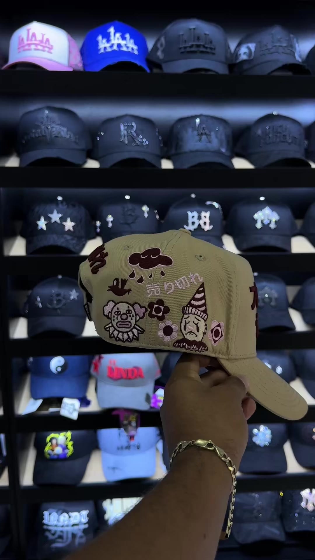 @STYLISH.CAPS