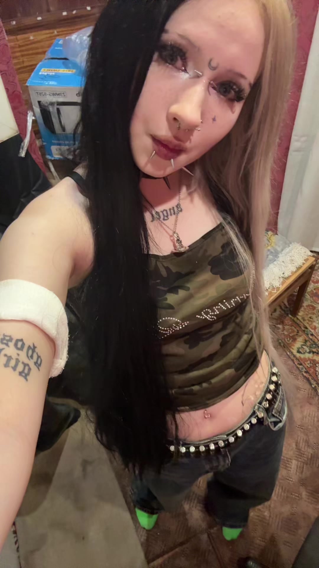 @тина