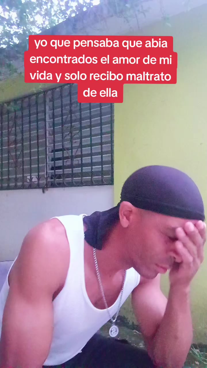 @el.chico dur&oacute; mami