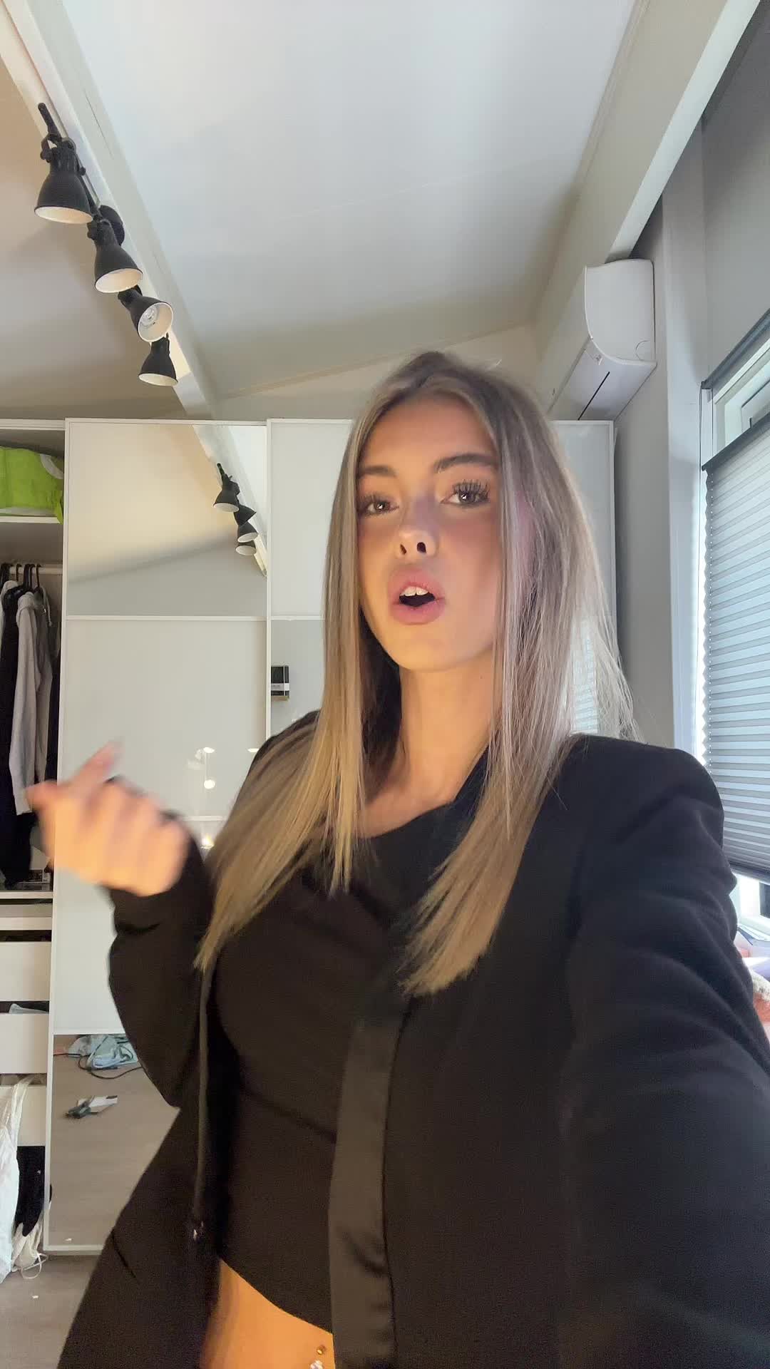 @evynikkix