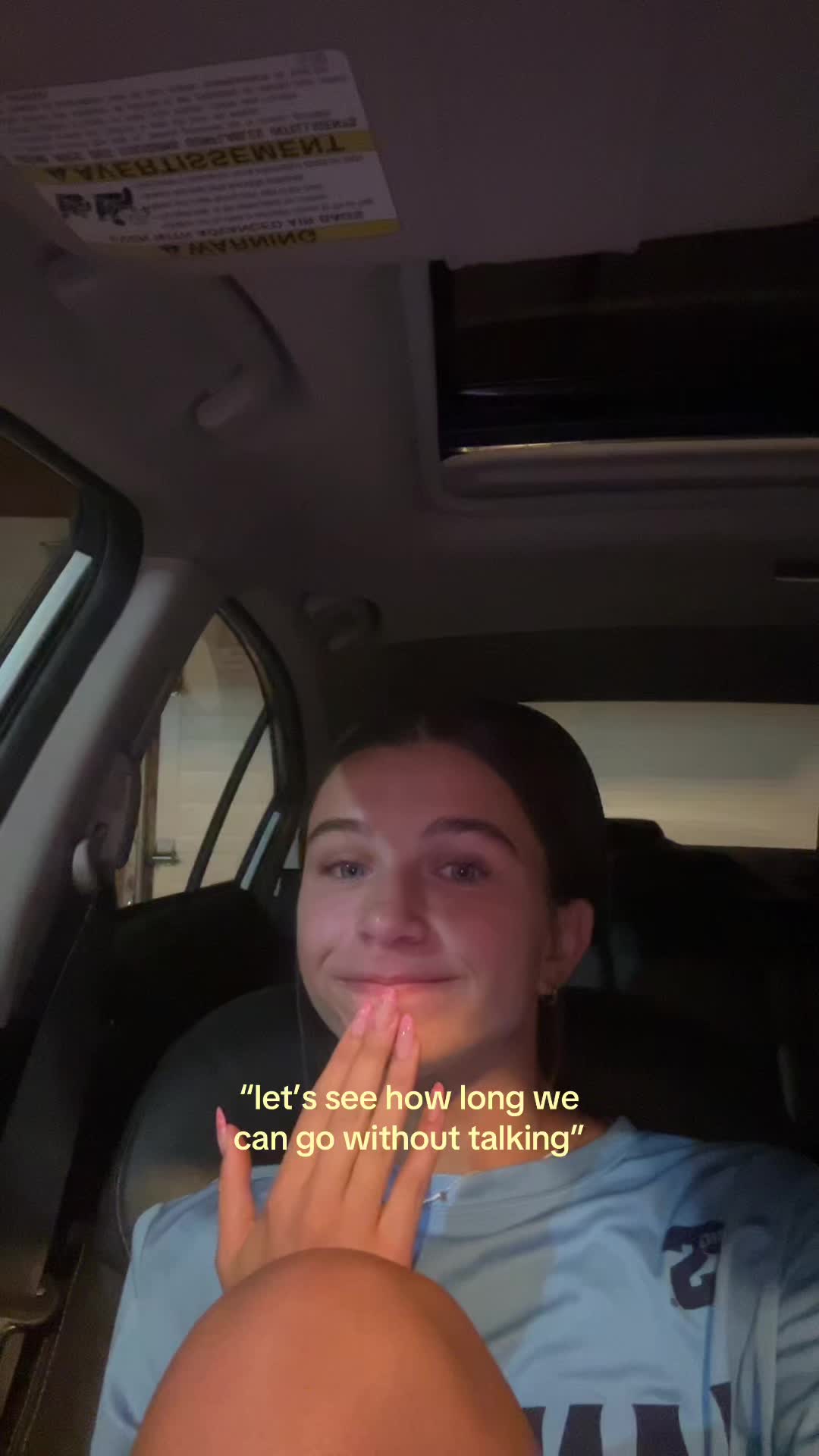 @🫢