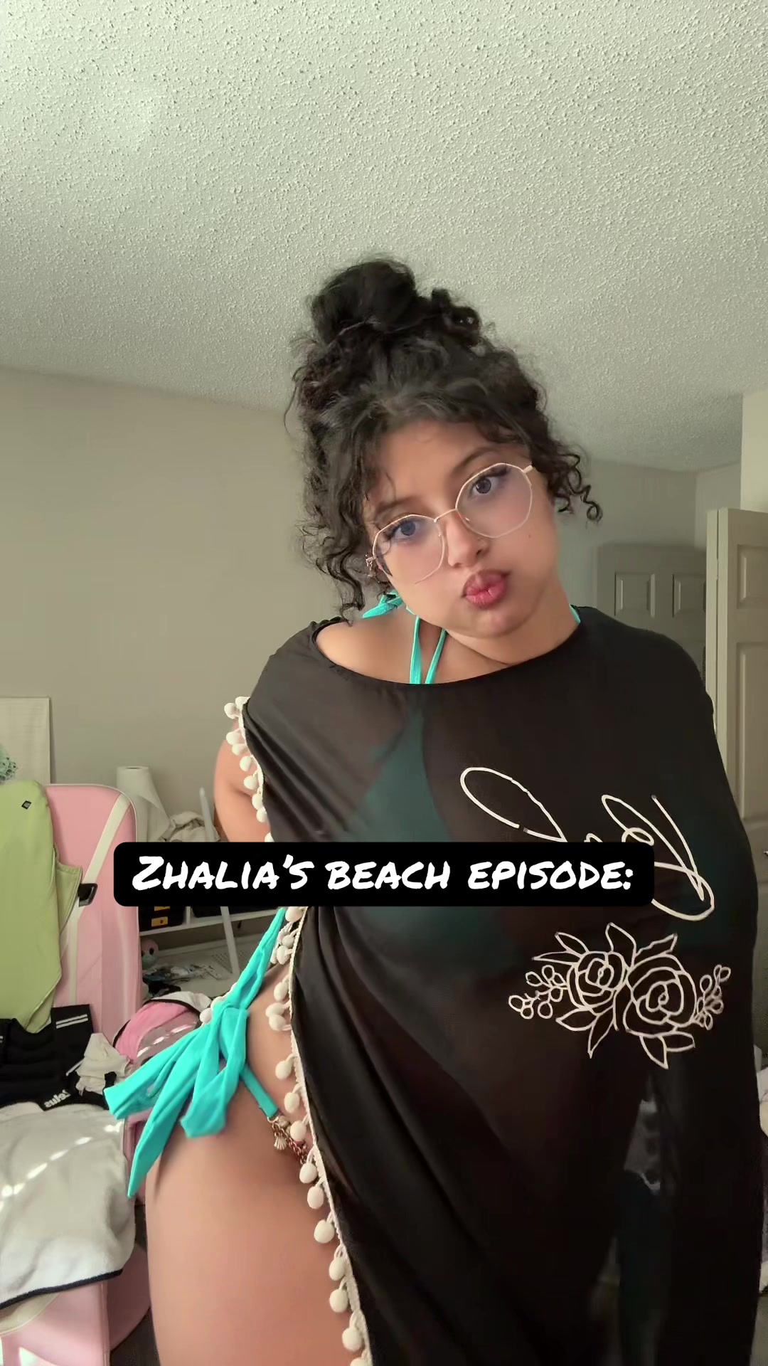 @zhalixia | Streamer
