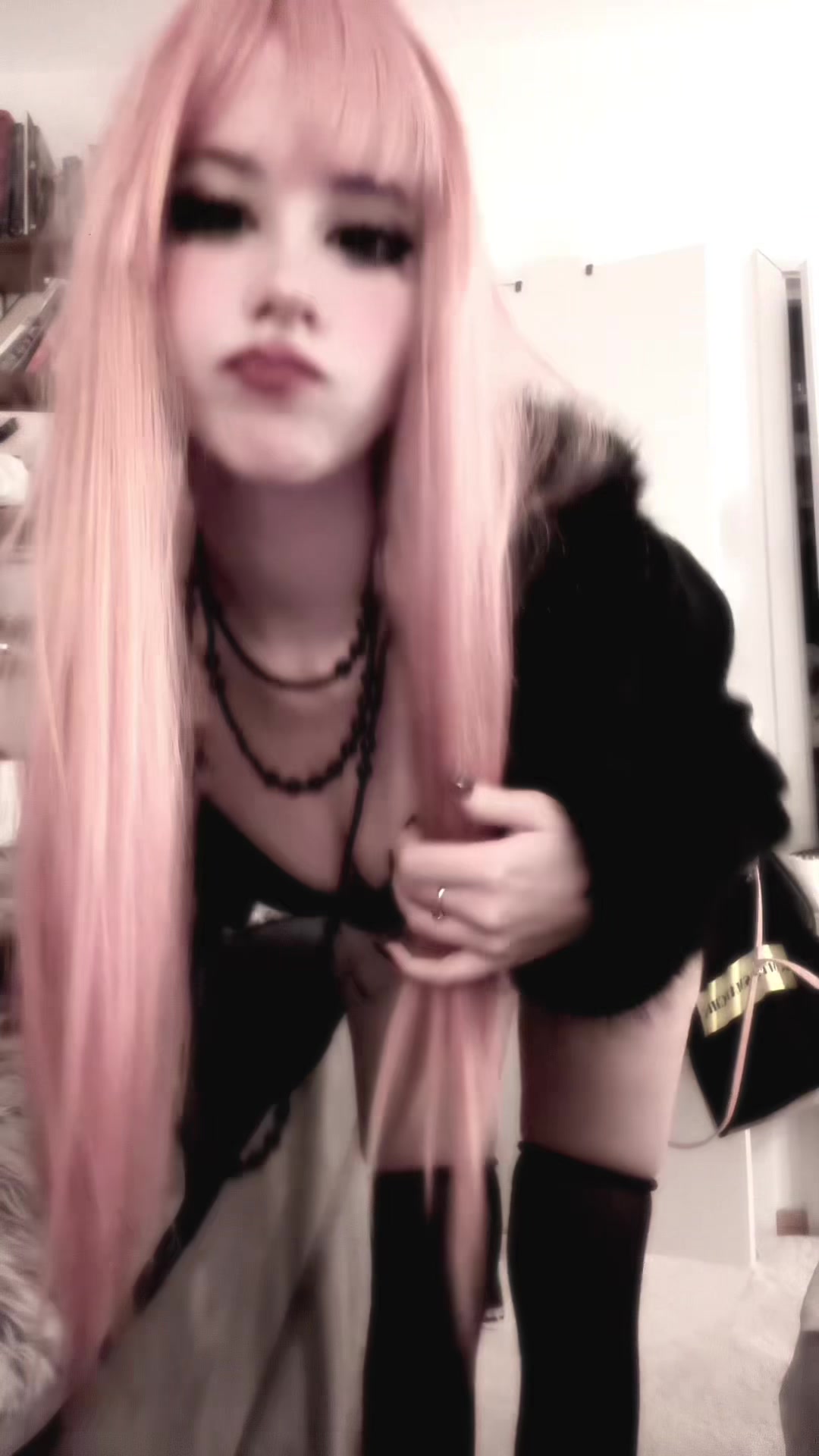 @M⋆୨♡୧⋆
