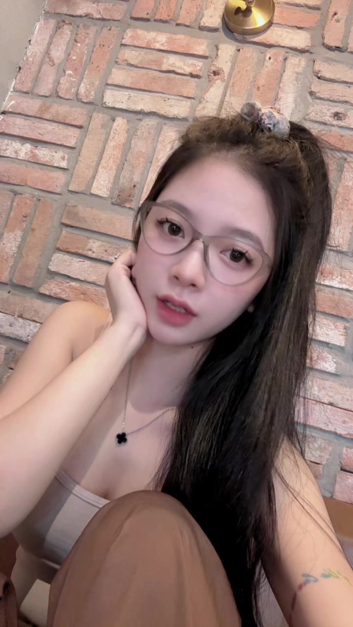 @Ngoc Hang 🦄