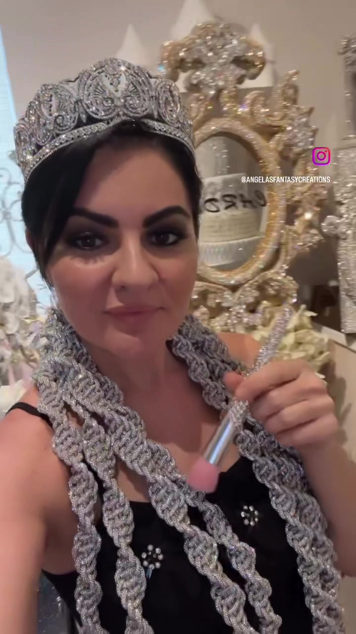 @Angela
