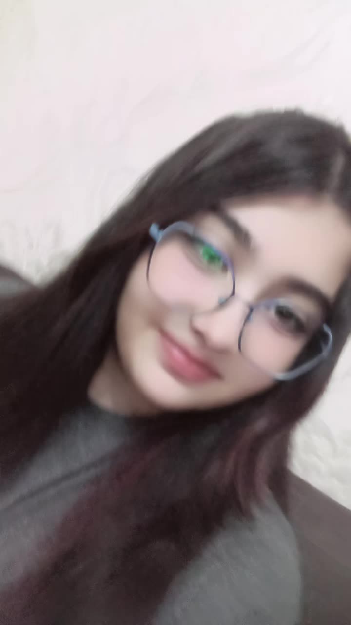 @𝐻𝑒𝓁𝒾𝒶 🐇💕