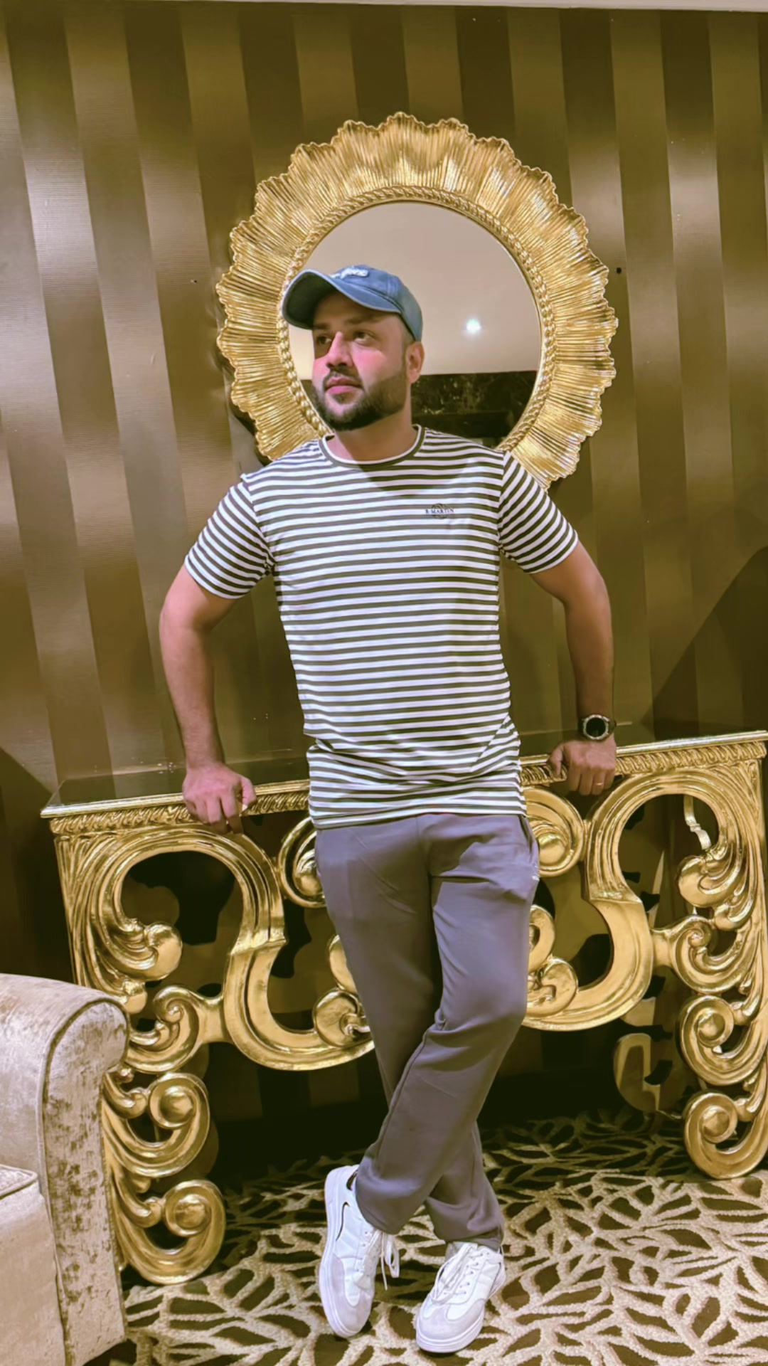 @Mehtab Qureshi 😎🇶🇦✌️