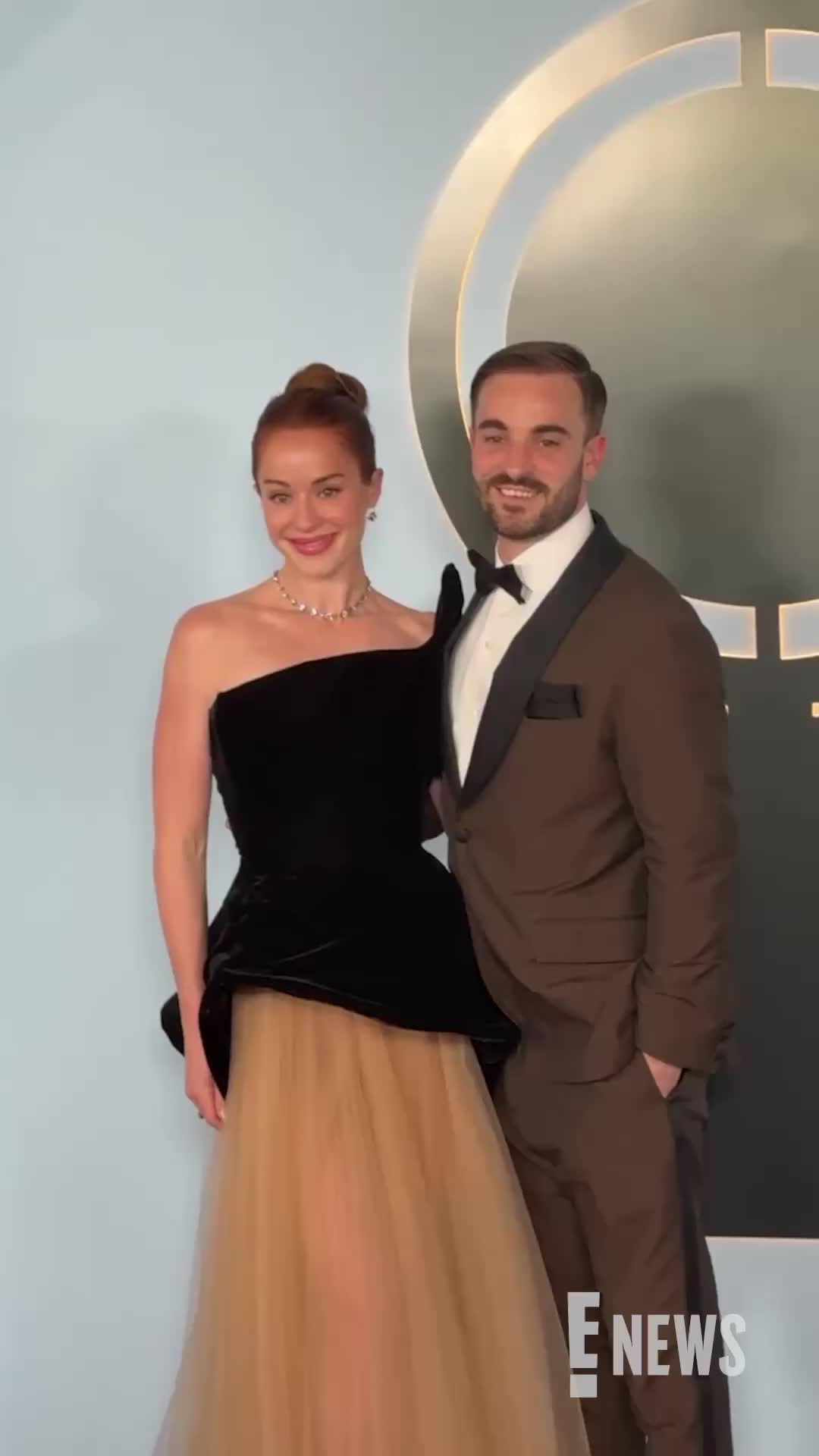 @E! News