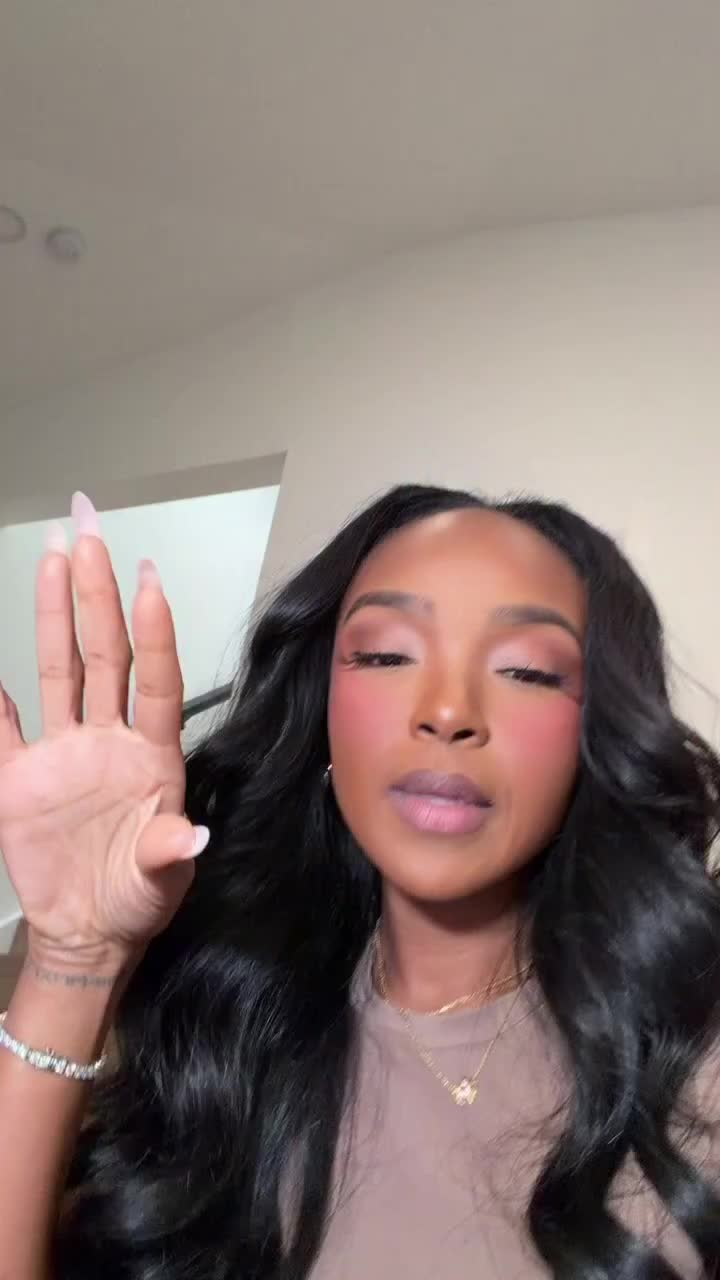 @Kira | Amazon Fashion Finds