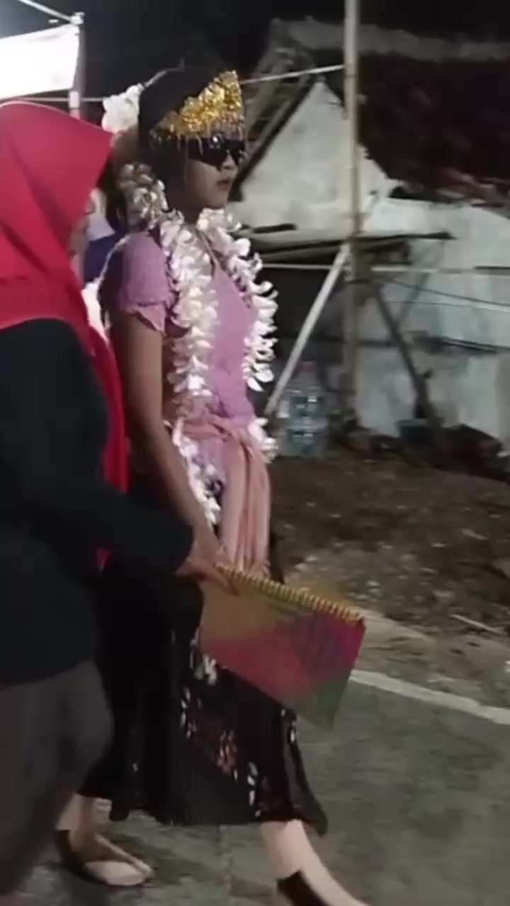 @TOK TIK