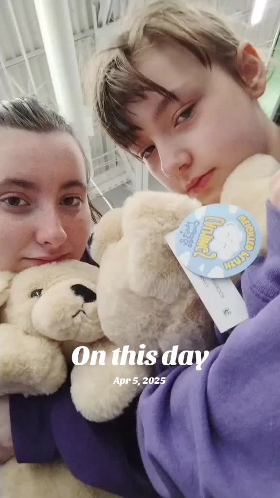 @c.c.wolfgirl18