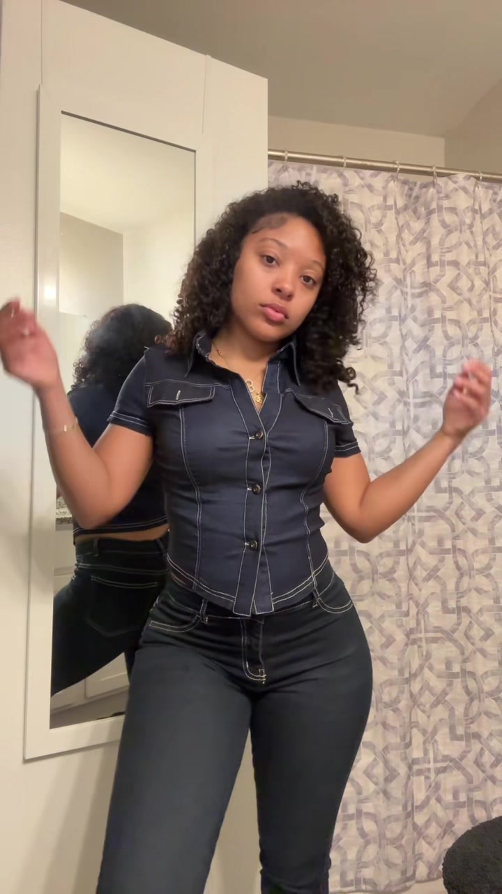 @TeeBodiedMe