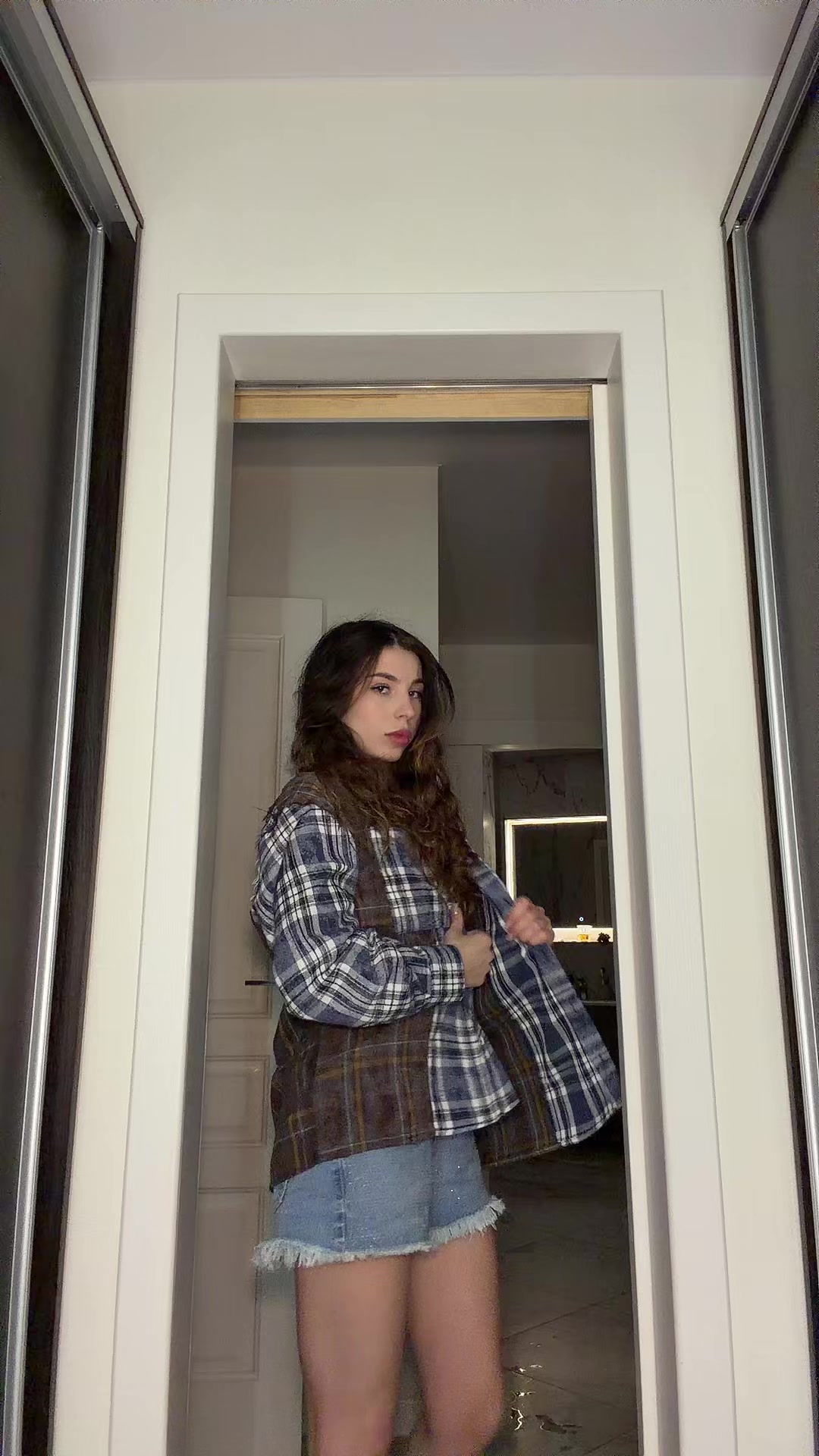 @helenlavie_